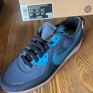 Nike AirMax Brand New